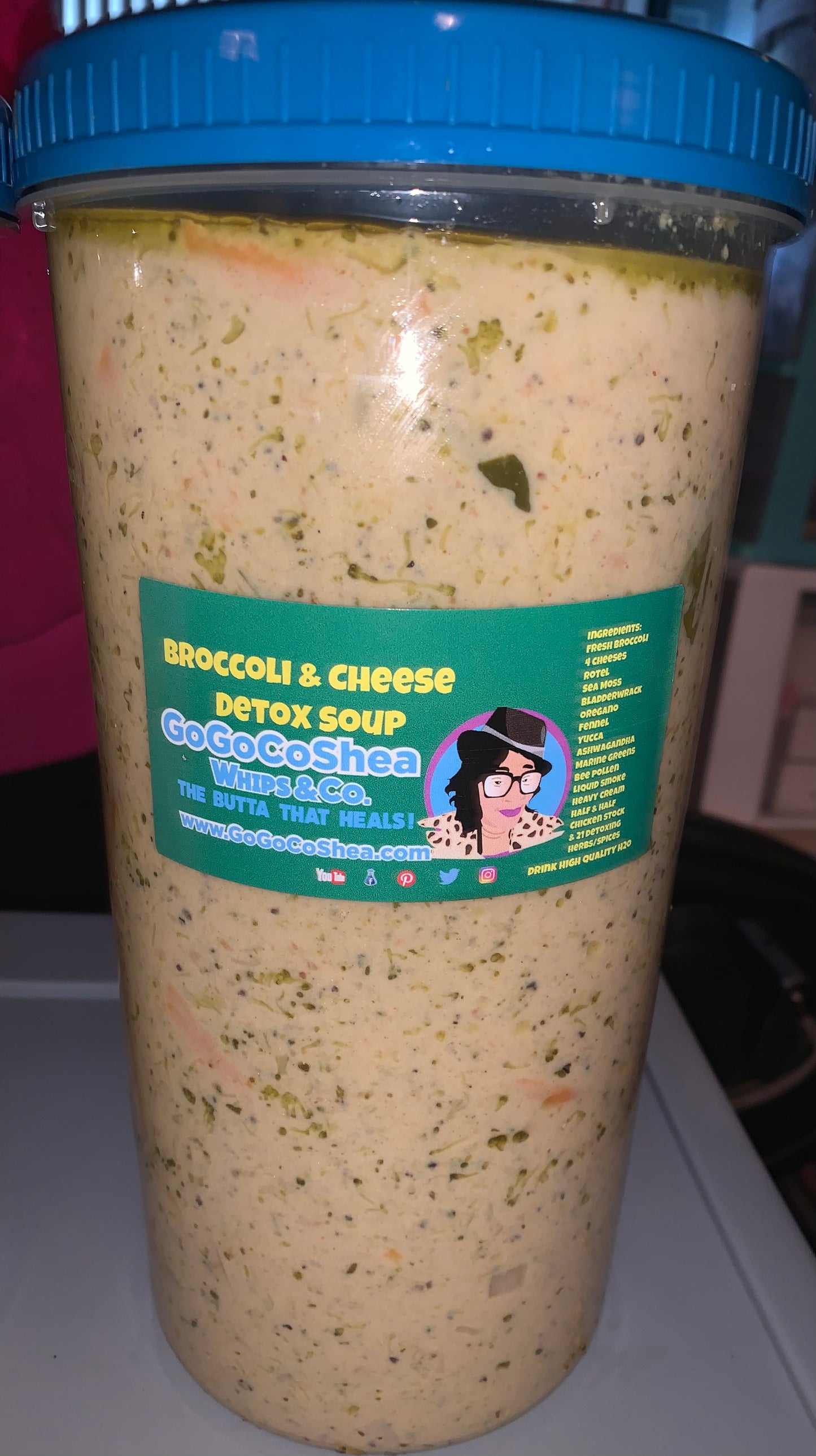 GoGo’s Broccoli and Cheese Detox Soup